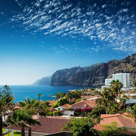 Eden Skyline Ocean View Apartment